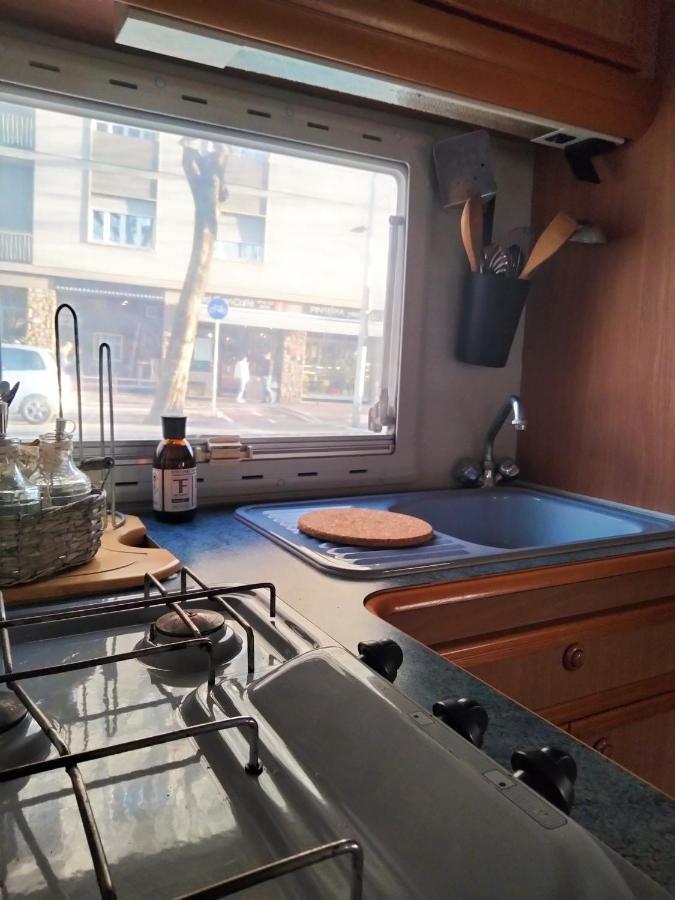 Love In The Camper 佛罗伦萨 外观 照片